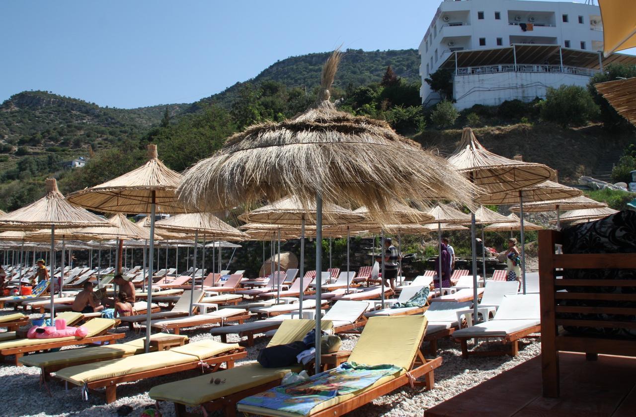 Envi Hotel Радиме Екстер'єр фото