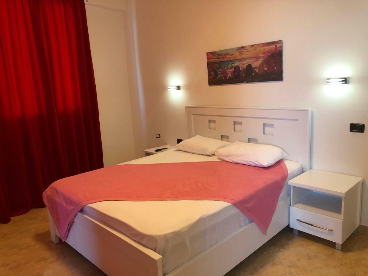 Envi Hotel Радиме Екстер'єр фото